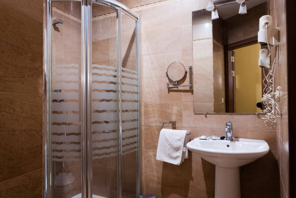 Hotel Hidalgo Quijada Алькасар-де-Сан-Хуан Екстер'єр фото